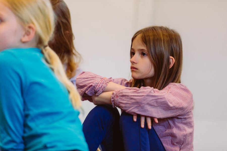 Geschichten für Kinder: Beate Tegethoff liest „Von Hexen und Gespenstern“ am Sonntag, 9. Januar, um 16 Uhr in der Wewelsburg (Foto: Lina Loos für das Kreismuseum Wewelsburg)